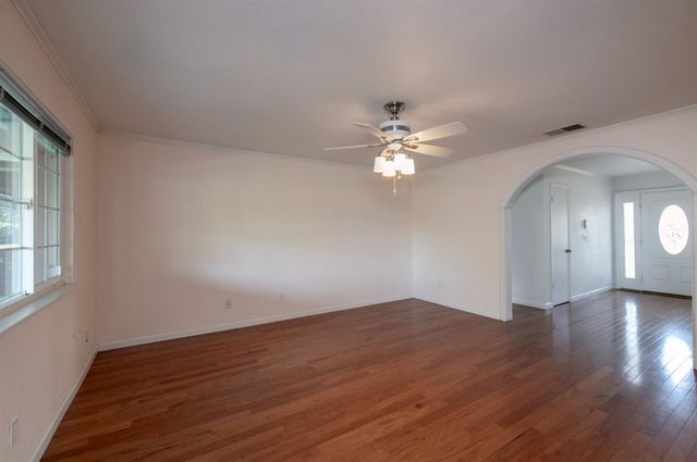 1248 W Mesa Avenue, Fresno, CA 93711
