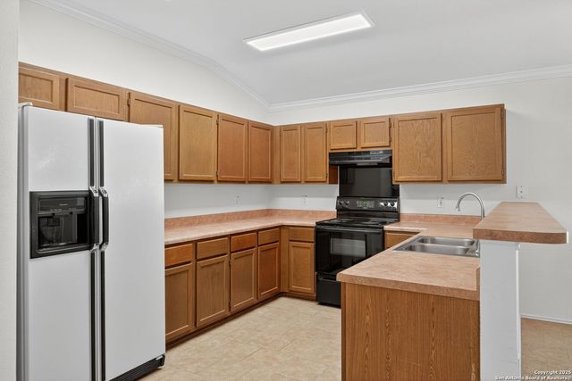 462 Bobcat Hollow, San Antonio, TX 78251