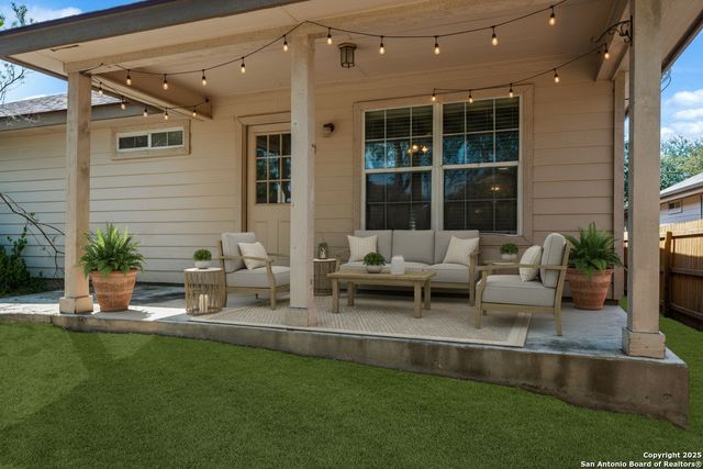 462 Bobcat Hollow, San Antonio, TX 78251