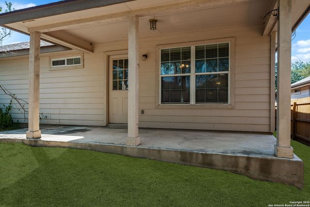 462 Bobcat Hollow, San Antonio, TX 78251