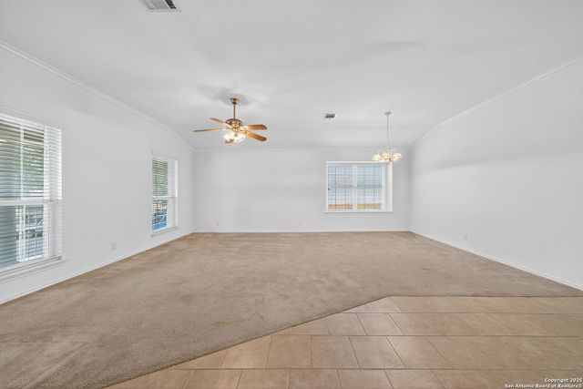 462 Bobcat Hollow, San Antonio, TX 78251