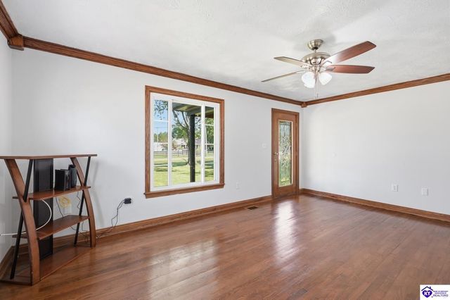 289 Beech Grove Road, Shepherdsville, KY 40165