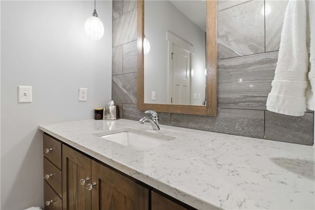 4124 W Front Porch View, Fayetteville, AR 72704