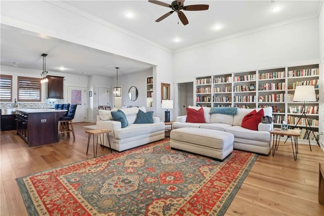 4124 W Front Porch View, Fayetteville, AR 72704