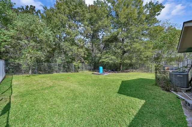 623 Lakeville Drive, Kingwood, TX 77339