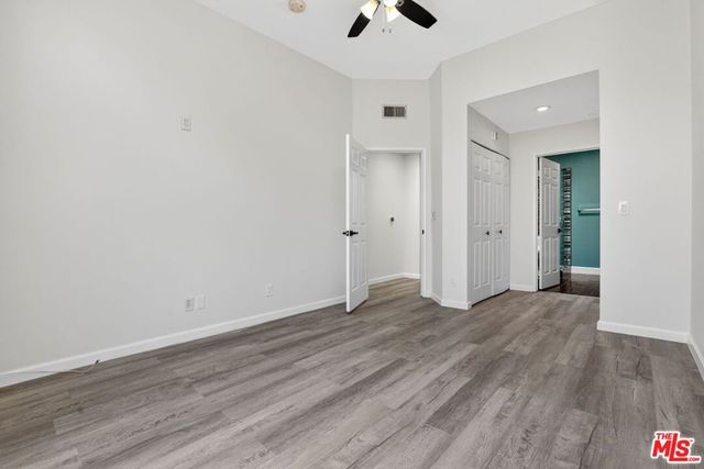 11112 La Maida Street 14, North Hollywood, CA 91601