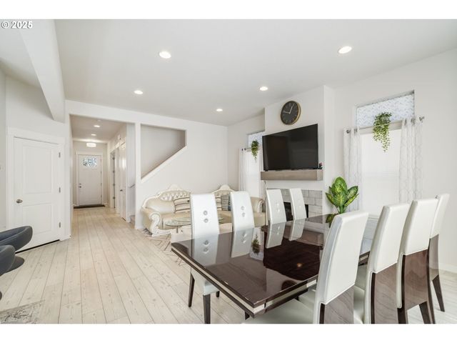 30778 Sw FIR Ave, Wilsonville, OR 97070