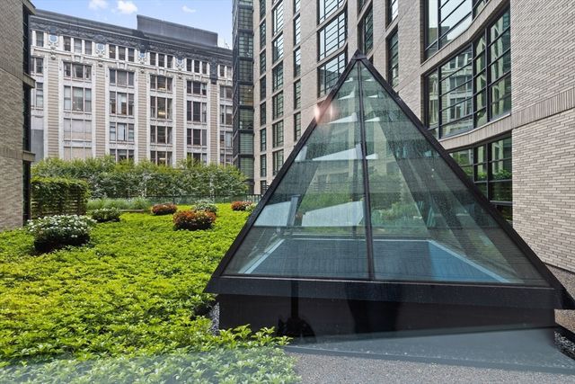 580 Washington 204, Boston, MA 02111