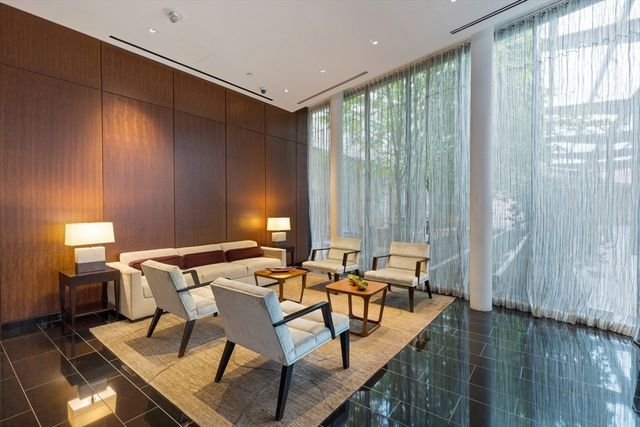 580 Washington 204, Boston, MA 02111