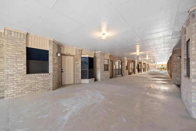 3316 Guadalupe ST 213, Austin, TX 78705