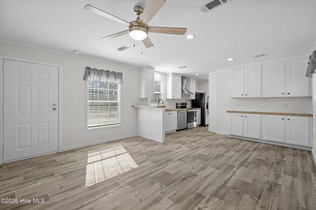 7277 Odell Street SW, Ocean Isle Beach, NC 28469