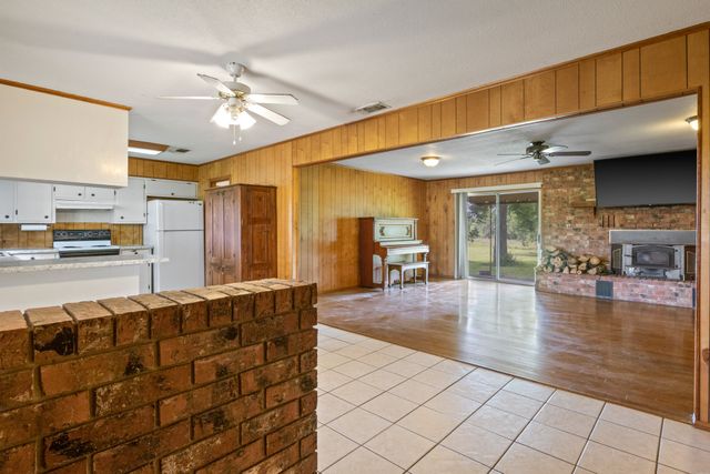 214 CR 3314, Omaha, TX 75571