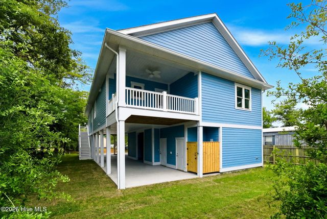 251 NE 66th Street, Oak Island, NC 28465