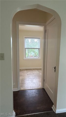 233 E Main Street, Girard, OH 44420