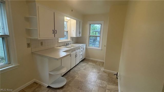 233 E Main Street, Girard, OH 44420