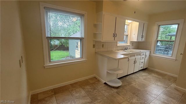 233 E Main Street, Girard, OH 44420
