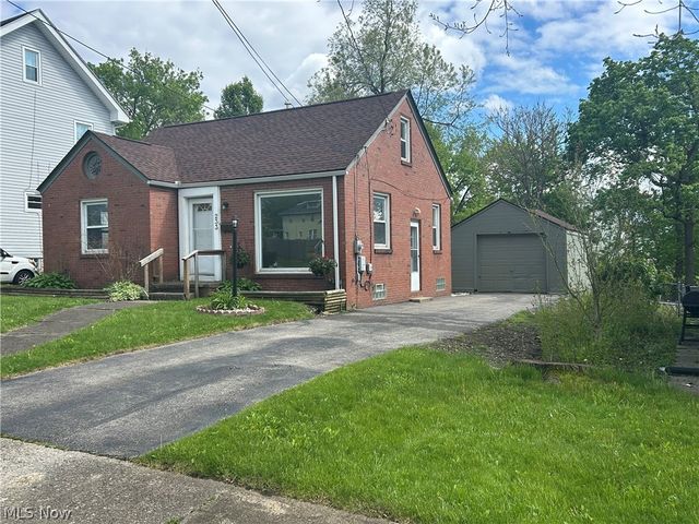233 E Main Street, Girard, OH 44420