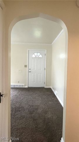 233 E Main Street, Girard, OH 44420