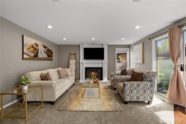 14413 SE 184th Place, Renton, WA 98058