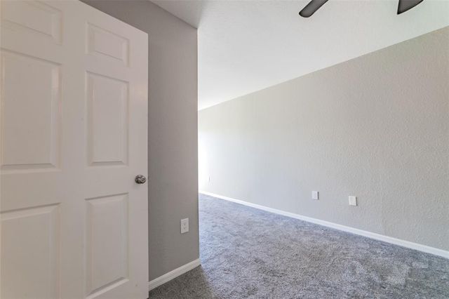 9028 LAKE CHASE ISLAND WAY, Tampa, FL 33626