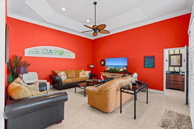 8668 Marlamoor Lane, Palm Beach Gardens, FL 33412