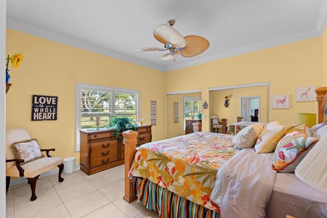 8668 Marlamoor Lane, Palm Beach Gardens, FL 33412