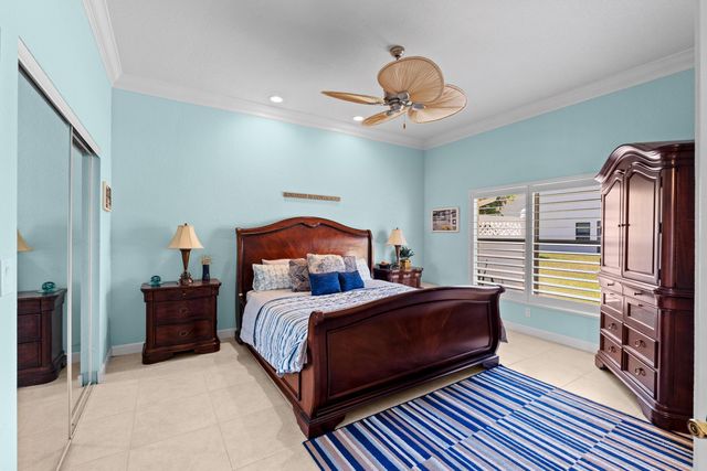 8668 Marlamoor Lane, Palm Beach Gardens, FL 33412