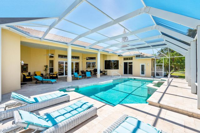 8668 Marlamoor Lane, Palm Beach Gardens, FL 33412