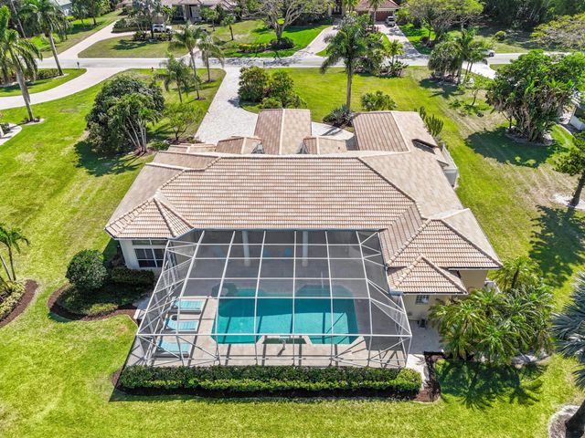 8668 Marlamoor Lane, Palm Beach Gardens, FL 33412