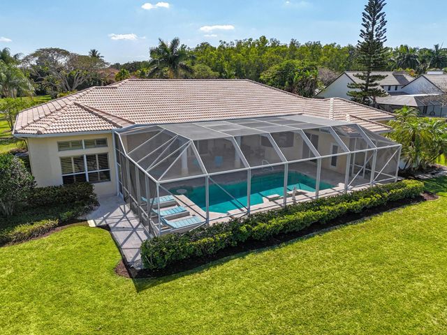 8668 Marlamoor Lane, Palm Beach Gardens, FL 33412