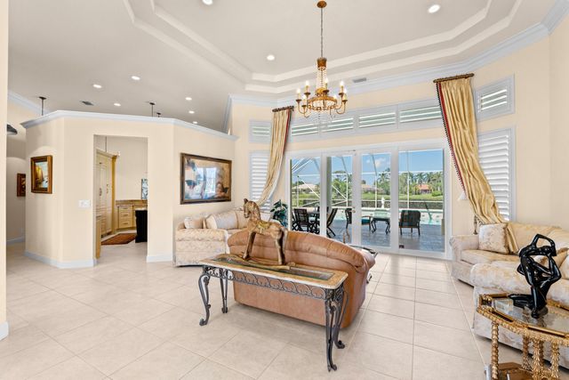 8668 Marlamoor Lane, Palm Beach Gardens, FL 33412