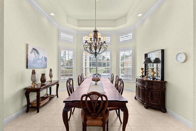 8668 Marlamoor Lane, Palm Beach Gardens, FL 33412