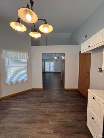 832 Du Pre Court, St Peters, MO 63376