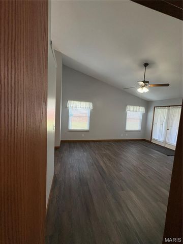 832 Du Pre Court, St Peters, MO 63376