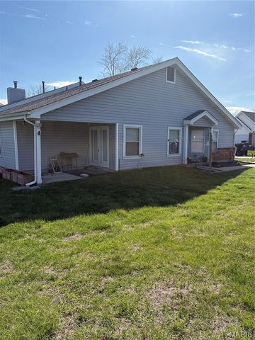 832 Du Pre Court, St Peters, MO 63376