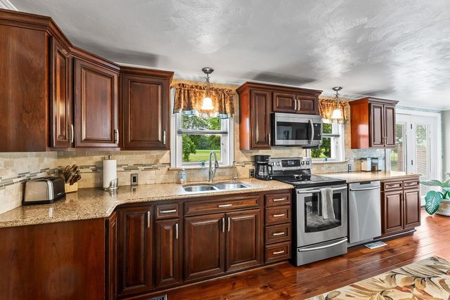 4825 W Dupont Road, Fort Wayne, IN 46818