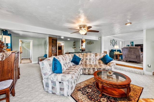4825 W Dupont Road, Fort Wayne, IN 46818