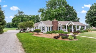 4825 W Dupont Road, Fort Wayne, IN 46818