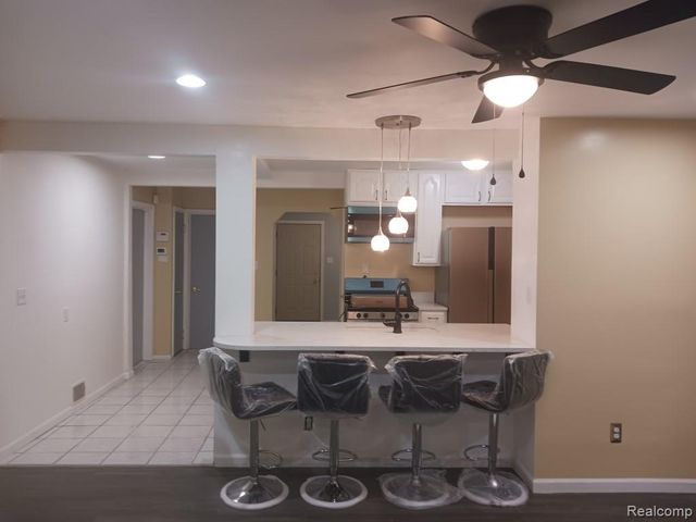 19167 ASBURY Park, Detroit, MI 48235