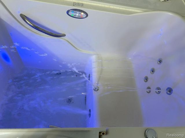 19167 ASBURY Park, Detroit, MI 48235