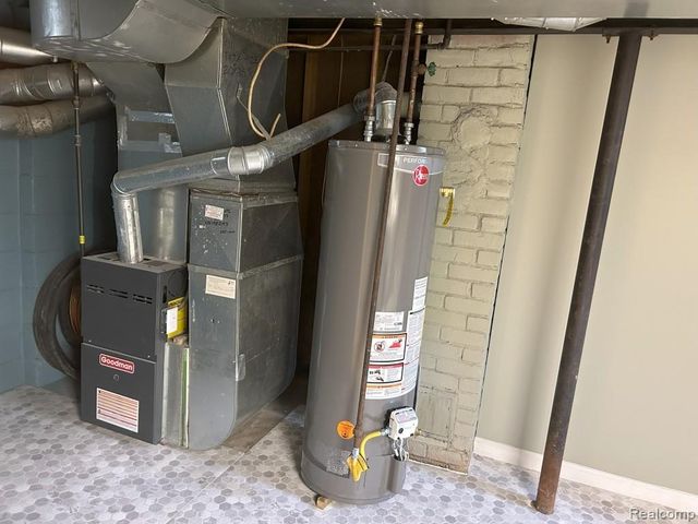 19167 ASBURY Park, Detroit, MI 48235