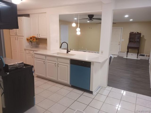 19167 ASBURY Park, Detroit, MI 48235