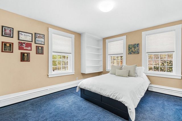 39 Church St 39, Weston, MA 02493