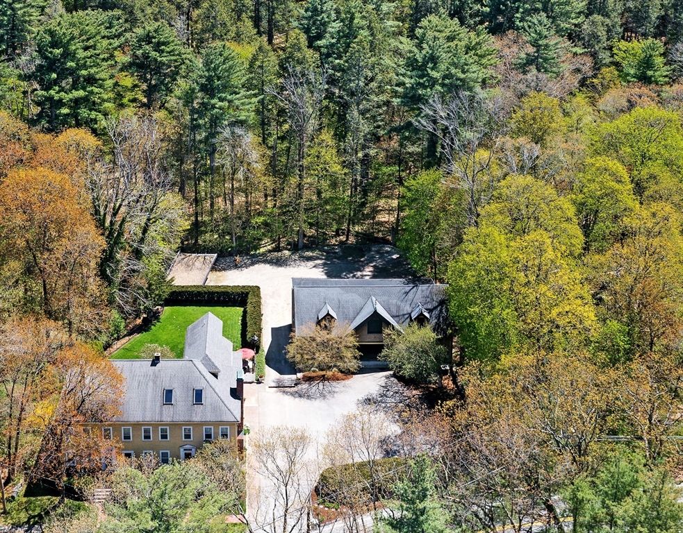 39 Church St 39, Weston, MA 02493
