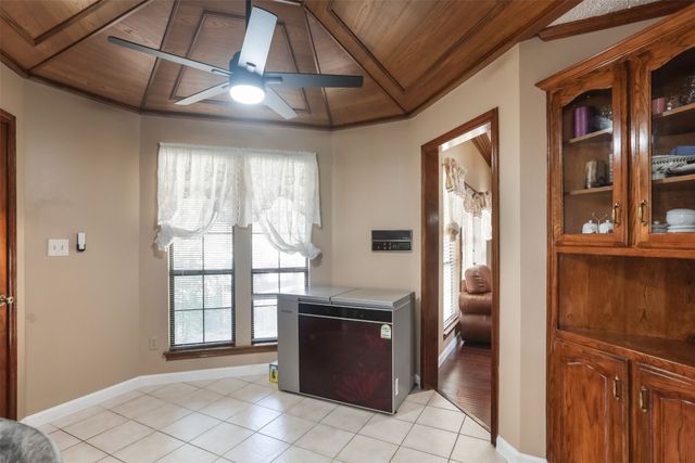 2214 Moss Trail, Garland, TX 75044