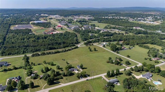 4 McClanahan Road, Farmington, MO 63640