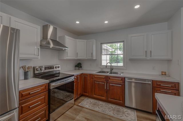 4 McClanahan Road, Farmington, MO 63640
