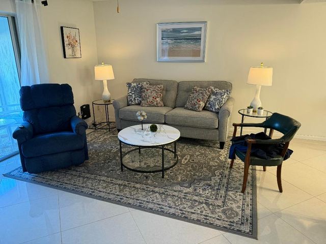 18081 SE Country Club Drive 7-69, Jupiter, FL 33469