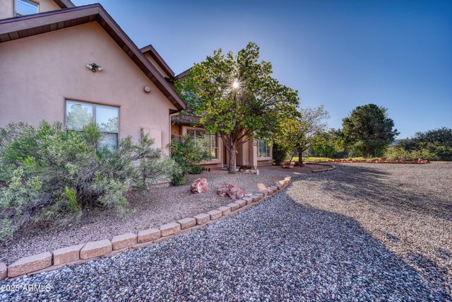 100 Rojo Drive, Sedona, AZ 86351