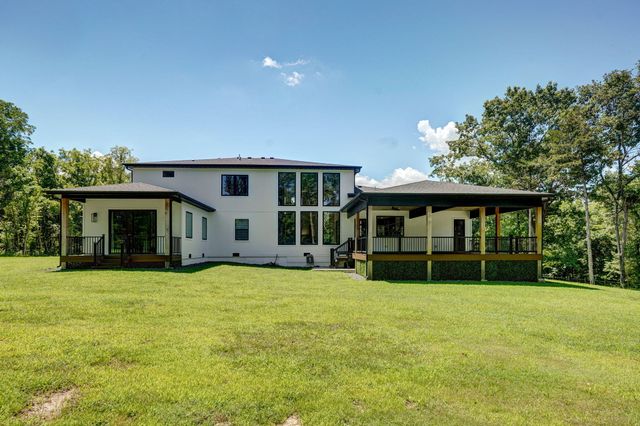 104 Walnut Hl Lane, Ozark, MO 65721